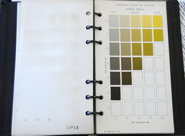 Excerpt from Munsell Book of Color Pocket Edition 2.5Y